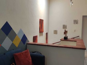 Casa en condominio con alberca, de 3 recamaras.