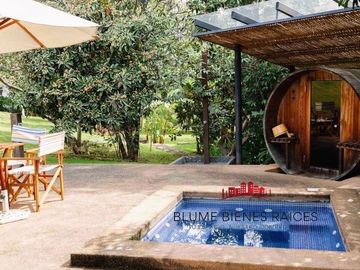 Venta casa de campo en Malinalco, con alberca y gran jardín!!!