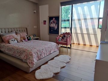 ESPECTACULAR CASA EN CERRADA A LA VENTA BOSQUES DE LAS LOMAS (V)