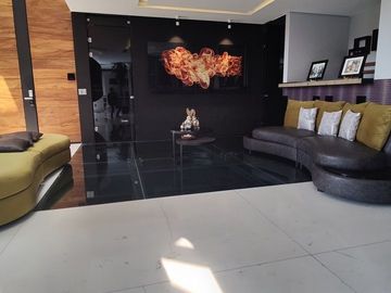 ESPECTACULAR CASA EN CERRADA A LA VENTA BOSQUES DE LAS LOMAS (V)