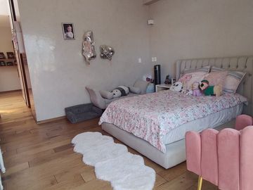 ESPECTACULAR CASA EN CERRADA A LA VENTA BOSQUES DE LAS LOMAS (V)