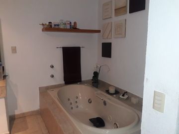 CASA EN VENTA EN VISTA REAL CORREGIDORA