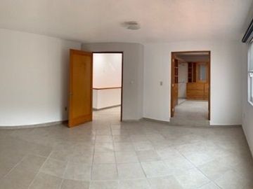 CASA EN VENTA EN VISTA REAL CORREGIDORA
