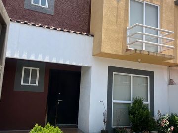 SE VENDE CASA EN TOSCANA TOLUCA SALIDA RAPIDA CDMX