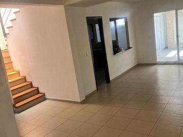 SE VENDE CASA EN TOSCANA TOLUCA SALIDA RAPIDA CDMX