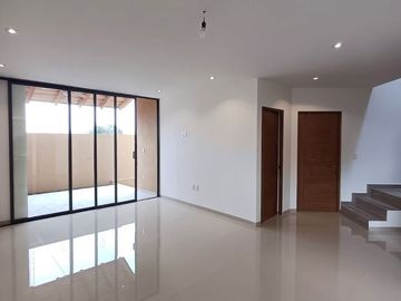 CASA EN VENTA FRACC. PRIVADA DEL SOL