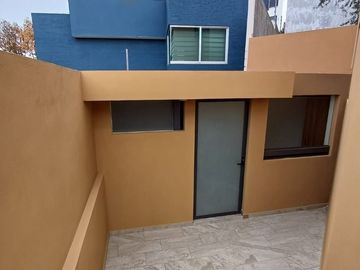 CASA EN VENTA FRACC. PRIVADA DEL SOL