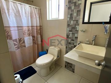 CASA EN VENTA FRACCIONAMIENTO PLAZA ARMILLITA AL ORIENTE DE SALTILLO