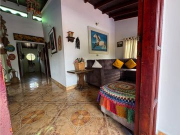 ¡PRECIO DE OPORTUNIDAD! VENDO HERMOSA FINCA EN COCORN