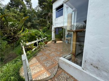 ¡PRECIO DE OPORTUNIDAD! VENDO HERMOSA FINCA EN COCORN