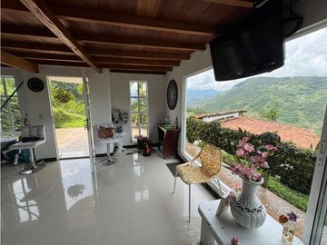 ¡PRECIO DE OPORTUNIDAD! VENDO HERMOSA FINCA EN COCORN