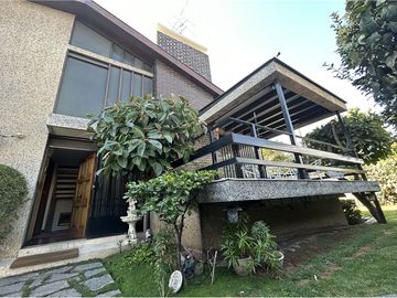 GRAN OPORTUNIDAD, VENTA CASA EN LAS CONDES