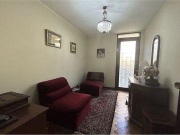 GRAN OPORTUNIDAD, VENTA CASA EN LAS CONDES