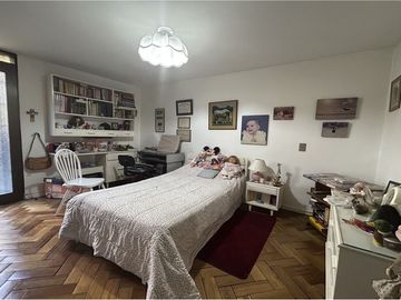 GRAN OPORTUNIDAD, VENTA CASA EN LAS CONDES