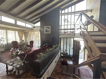 GRAN OPORTUNIDAD, VENTA CASA EN LAS CONDES