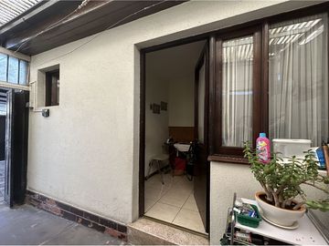 GRAN OPORTUNIDAD, VENTA CASA EN LAS CONDES