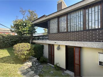 GRAN OPORTUNIDAD, VENTA CASA EN LAS CONDES