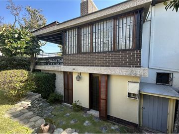 GRAN OPORTUNIDAD, VENTA CASA EN LAS CONDES