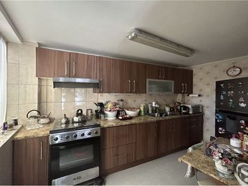GRAN OPORTUNIDAD, VENTA CASA EN LAS CONDES