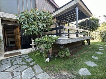 GRAN OPORTUNIDAD, VENTA CASA EN LAS CONDES