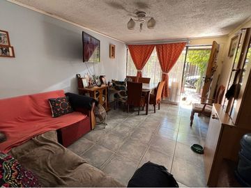 CASA CERCA DEL METRO DEL SOL