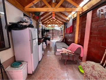 CASA CERCA DEL METRO DEL SOL