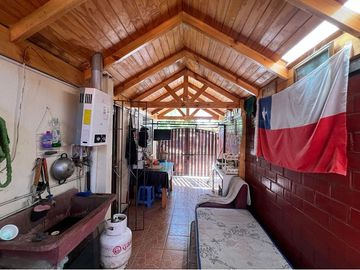 CASA CERCA DEL METRO DEL SOL