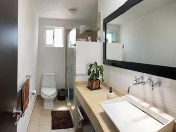 Casa en venta, Metepec, Excelente residencia en foresta, con ubicación en esquina y en privada