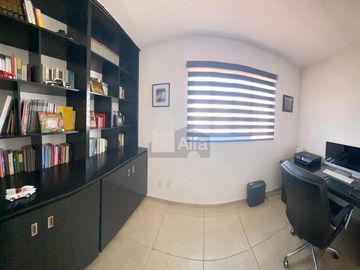 Casa en venta, Metepec, Excelente residencia en foresta, con ubicación en esquina y en privada