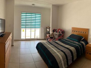 Casa en venta, Metepec, Excelente residencia en foresta, con ubicación en esquina y en privada