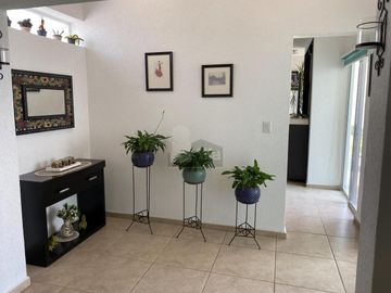 Casa en venta, Metepec, Excelente residencia en foresta, con ubicación en esquina y en privada