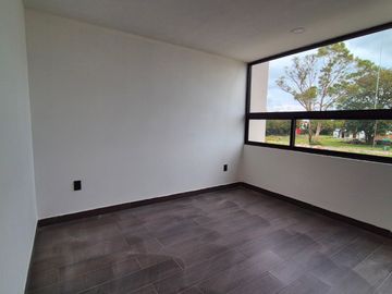 CASA NUEVA EN VENTA EN RESIDENCIAL MONTERREAL, CAMINO A HUEJOTZINGO!