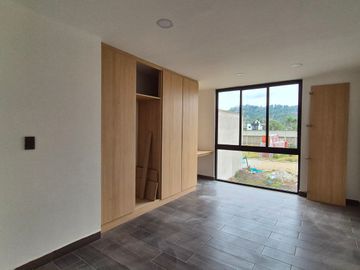CASA NUEVA EN VENTA EN RESIDENCIAL MONTERREAL, CAMINO A HUEJOTZINGO!