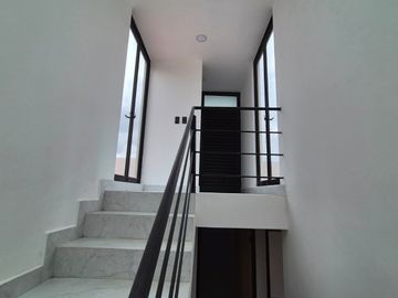 CASA NUEVA EN VENTA EN RESIDENCIAL MONTERREAL, CAMINO A HUEJOTZINGO!