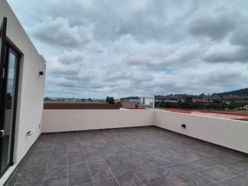 CASA NUEVA EN VENTA EN RESIDENCIAL MONTERREAL, CAMINO A HUEJOTZINGO!