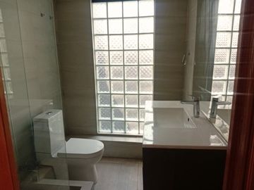 PRECIO DE OPORTUNIDAD VENTA EDIFICIO DE 11 DEPARTAMENTOS EN PROVIDENCIA
