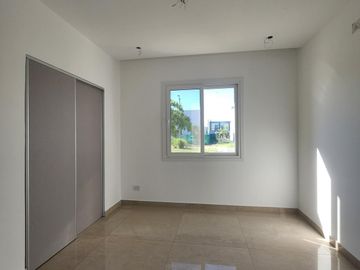Casa en Acacias - Puertos del Lago - Escobar