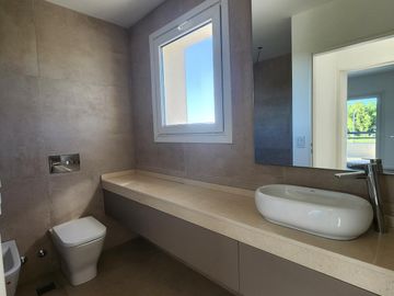 Casa en Acacias - Puertos del Lago - Escobar
