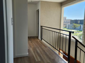 Casa en Acacias - Puertos del Lago - Escobar