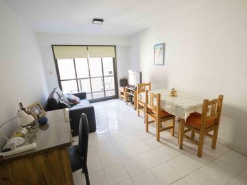 Departamento de 2 ambientes en venta en San Isidro