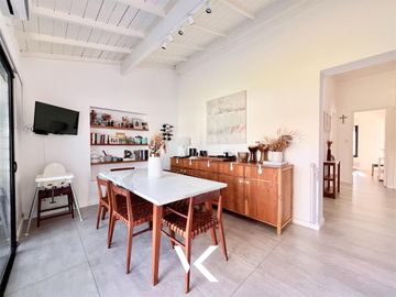 Casa moderna en una planta en Martínez, San Isidro - RESERVADA