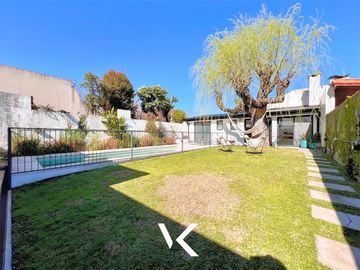 Casa moderna en una planta en Martínez, San Isidro - RESERVADA