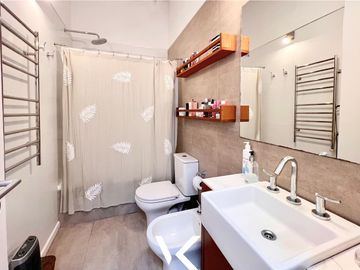 Casa moderna en una planta en Martínez, San Isidro - RESERVADA