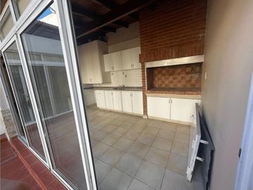 Casa de estilo Antiguo- La Perla