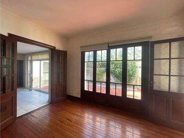 Casa de estilo Antiguo- La Perla