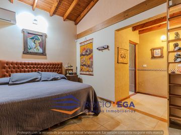 Casa quinta en venta sobre Francisco Alvarez, Moreno