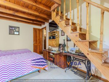 Casa quinta en venta sobre Francisco Alvarez, Moreno