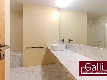 Hermoso piso totalmente reciclado en Recoleta