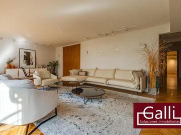 Hermoso piso totalmente reciclado en Recoleta