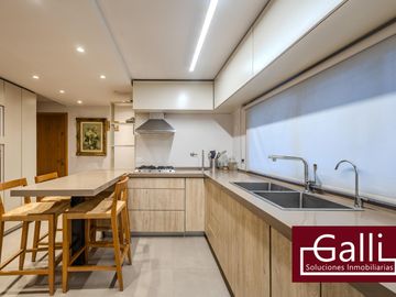 Hermoso piso totalmente reciclado en Recoleta